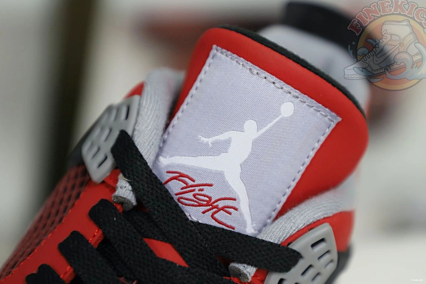 Jordan Air RetroToro Jordan4 Bravo 1202